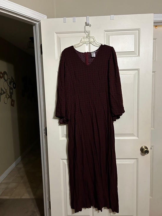 EARTHBOUND Dresses & Skirts - EARTHBOUND Long Burgundy Maxi Dress